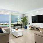 Valentina Ocean View Heated Pool فيلة