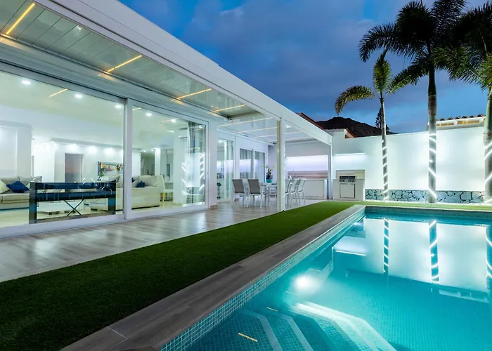 Valentina Ocean View Heated Pool فيلة