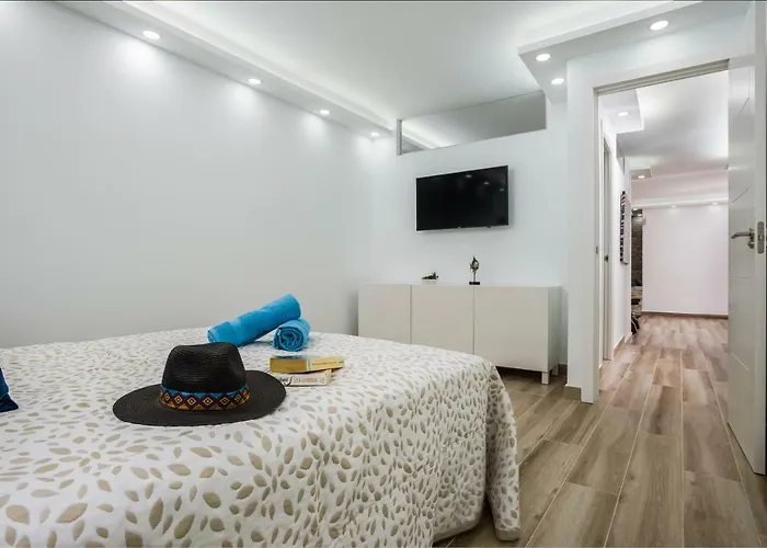 فيلة Valentina Ocean View Heated Pool أذيخي