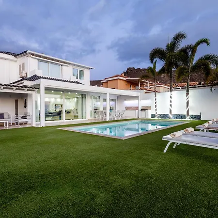 Villa Valentina Ocean View Heated Pool Costa Adeje