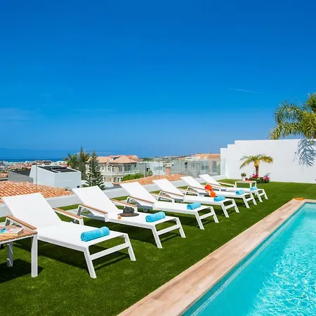 ヴィラ Valentina Ocean View Heated Pool *