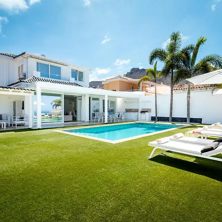 Valentina Ocean View Heated Pool